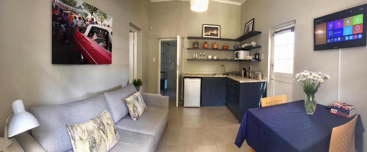 Westway Corner Apartman Montagu Kültér fotó
